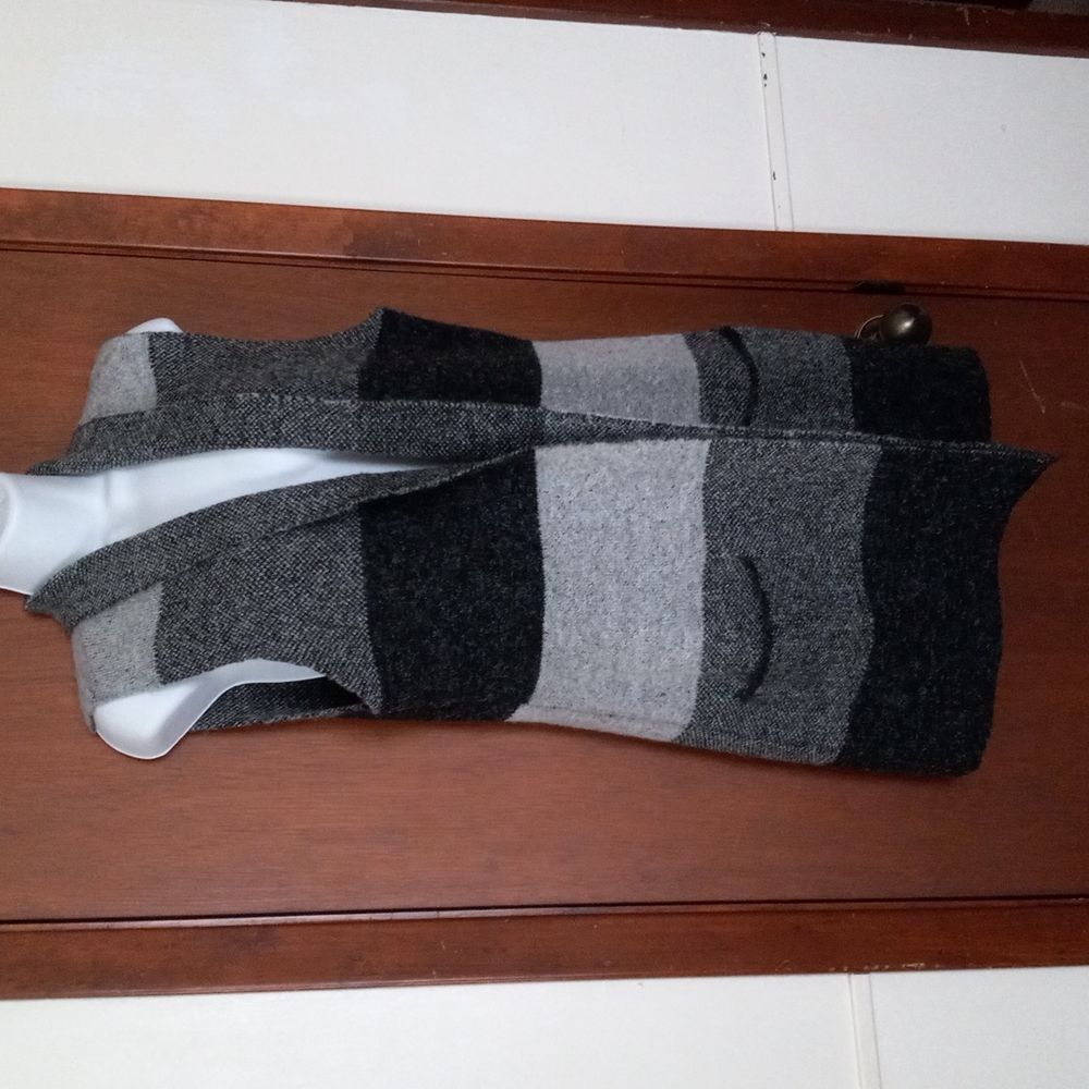 Sleeveless long colorblock cardigan Med